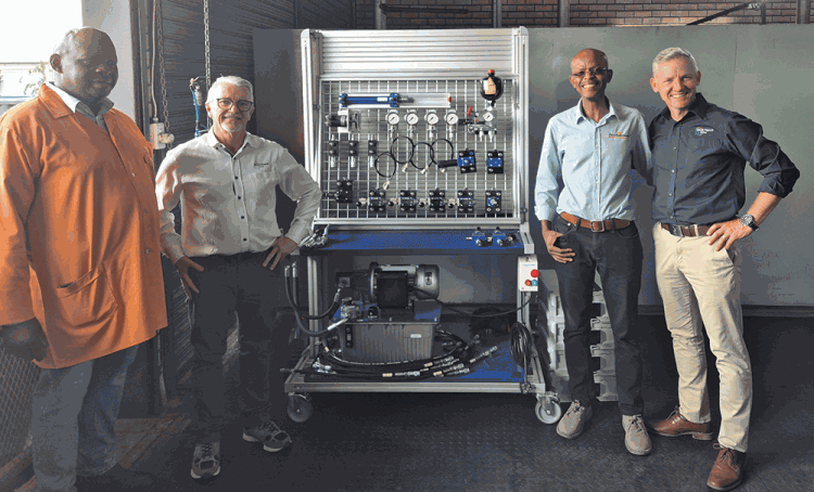 Modular training workstation for Bosch Rexroth - February 2025 - Bosch ...